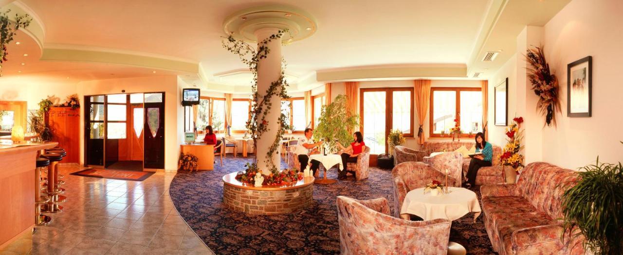 Hotel Belmont Fiss Exterior foto