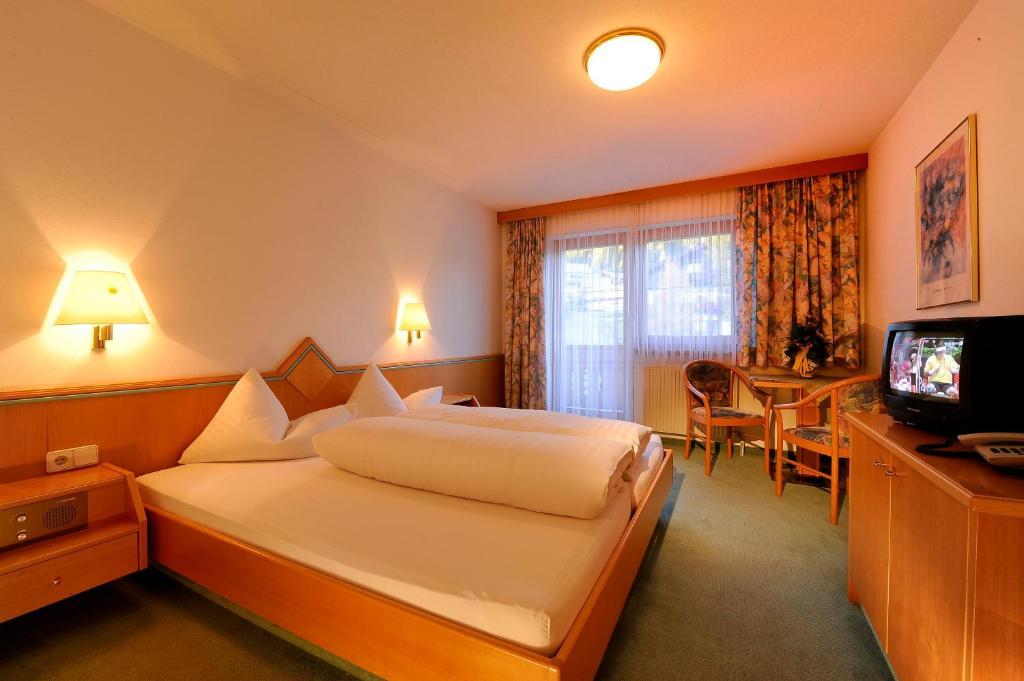 Hotel Belmont Fiss Zimmer foto